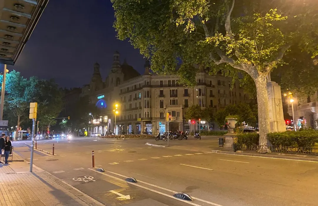 Hostal Granvia 628-1